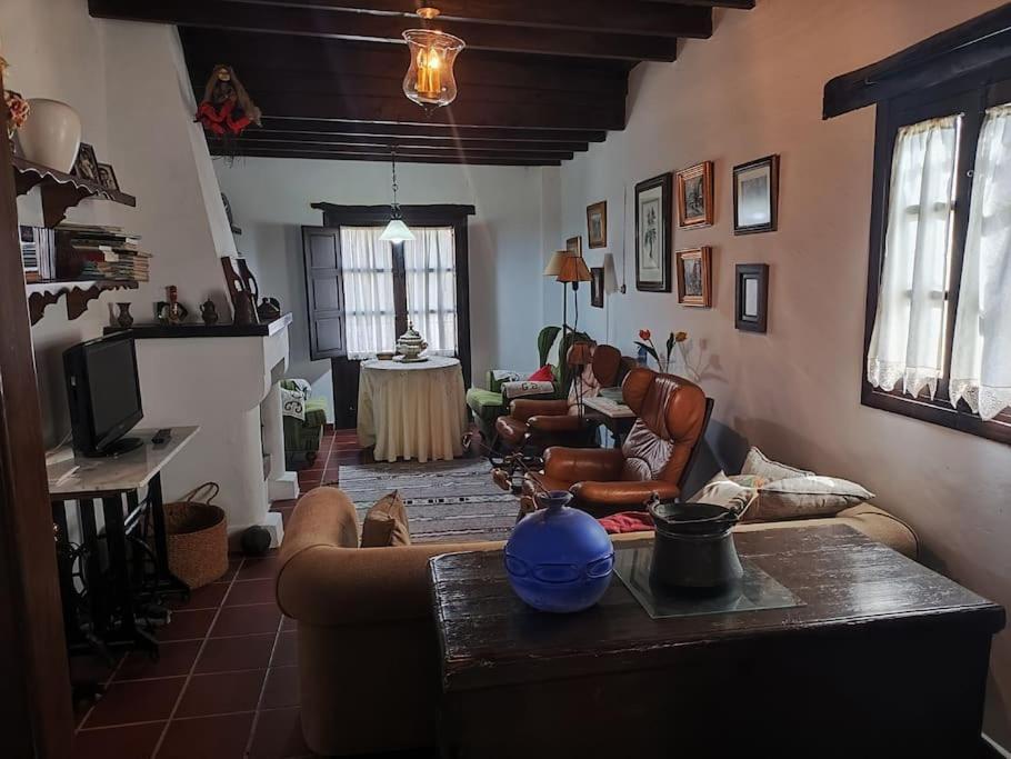 Casa En El Valle De Guainosaltos Адра Экстерьер фото
