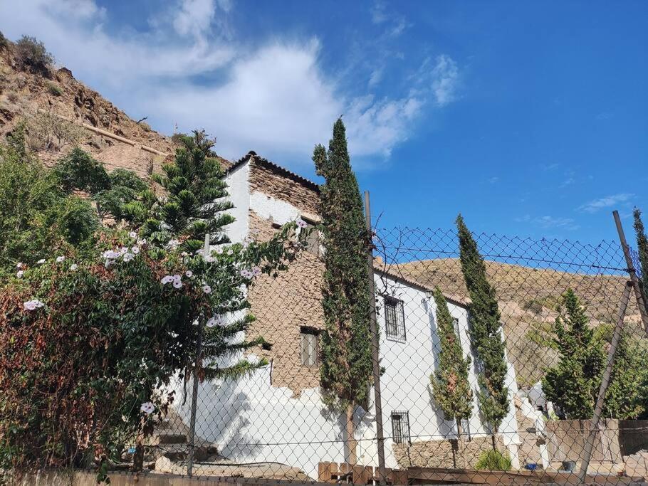 Casa En El Valle De Guainosaltos Адра Экстерьер фото